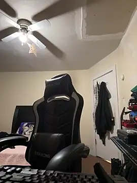 YandereDemon online show from 09/18/25, 04:36