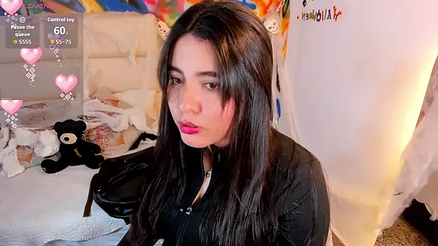 Liana Bernocchi online show from 10/26/25, 08:26