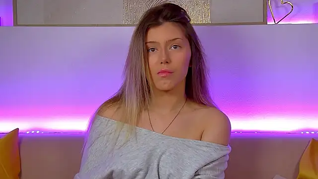 LiliaBianka online show from 02/06/25, 09:32