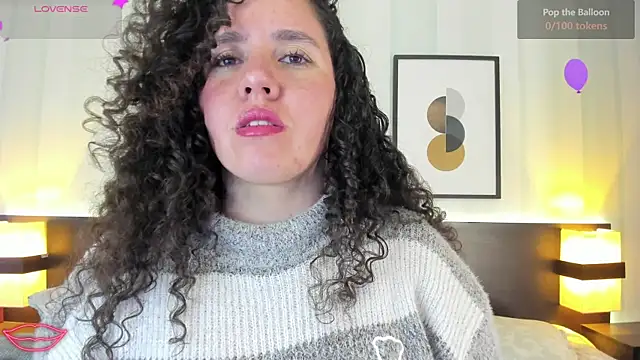 Snapshot of Valeria__soler chatting on 03/15/25, 04:21 Valeria soler online show from 03/15/25, 04:21