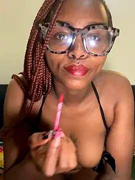 Snapshot of Wzz__ chatting on 09/13/25, 03:17 Wzz online show from 09/13/25, 03:17