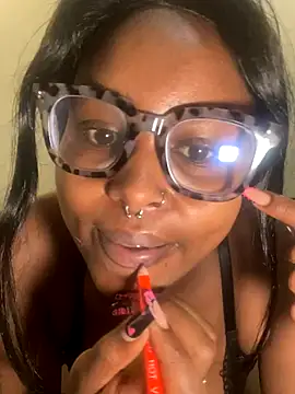 Snapshot of Wzz__ chatting on 10/01/25, 03:23 Wzz online show from 10/01/25, 03:23