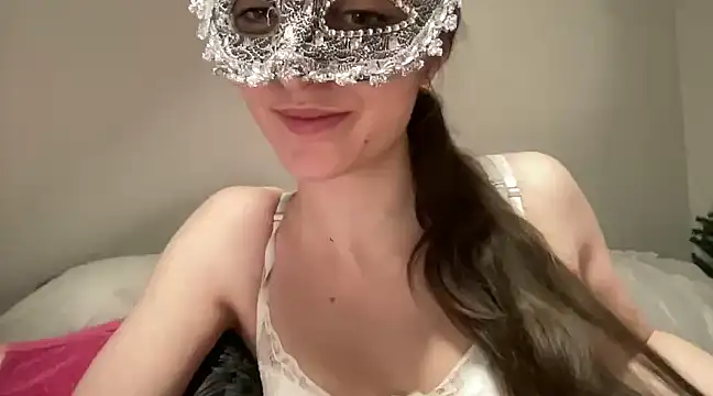 Snapshot of lexihot0000 chatting on 12/22/24, 11:54 lexihot0000 online show from 12/22/24, 11:54