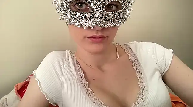 Snapshot of lexihot0000 chatting on 12/29/24, 11:29 lexihot0000 online show from 12/29/24, 11:29