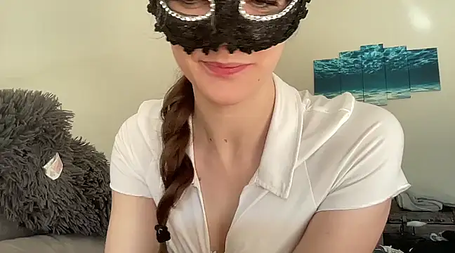 Snapshot of lexihot0000 chatting on 02/06/25, 12:16 lexihot0000 online show from 02/06/25, 12:16