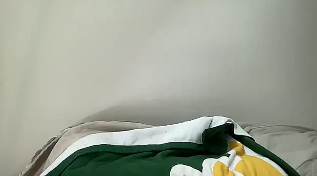 Snapshot of lexihot0000 chatting on 03/04/25, 12:22 lexihot0000 online show from 03/04/25, 12:22