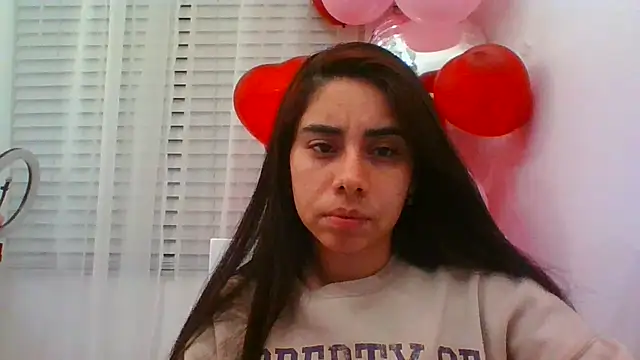 Snapshot of catrinasexy19 chatting on 02/25/25, 02:25 catrinasexy19 online show from 02/25/25, 02:25