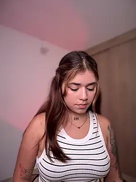 JoselinFlower  online show from 12/22/24, 02:06