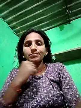 Snapshot of Baby__Shreya chatting on 10/27/25, 10:36 Baby  Shreya online show from 10/27/25, 10:36