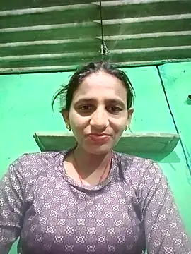 Snapshot of Baby__Shreya chatting on 11/21/25, 09:46 Baby Shreya online show from 11/21/25, 09:46