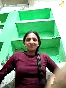 Baby  Shreya online show from 04/26/26, 09:07