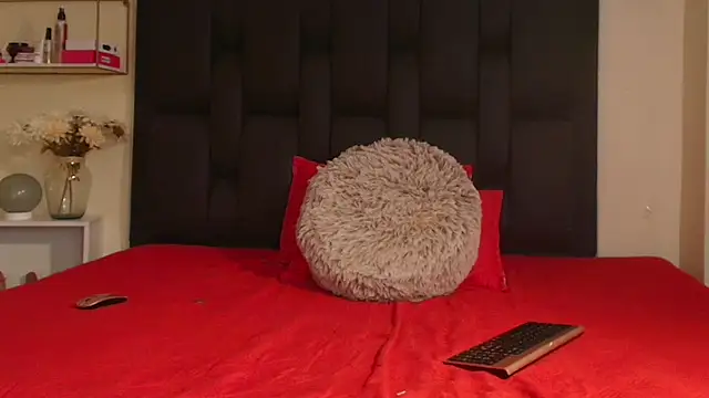 shanakendal2 online show from 03/11/26, 02:56