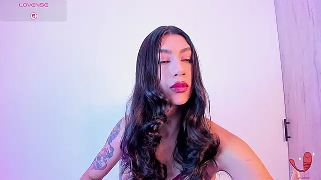 sofiaa grey  online show from 11/28/25, 12:30