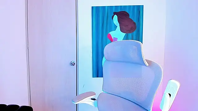 Snapshot of sofiaa_grey_ chatting on 05/29/26, 01:53 sofiaa grey online show from 05/29/26, 01:53