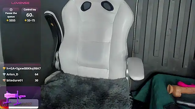 Shayla27 online show from 02/18/25, 07:09