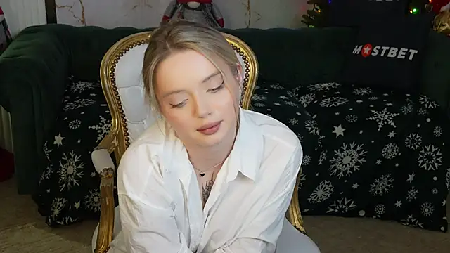 Cassy-Celestial  online show from 12/25/24, 05:48