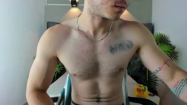 Snapshot of juan_prior chatting on 11/06/25, 04:02 juan prior online show from 11/06/25, 04:02