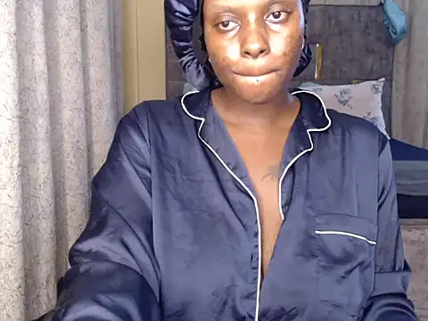 Snapshot of Booby_savage chatting on 06/18/26, 04:00 Booby savage online show from 06/18/26, 04:00