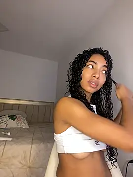 nicoleebony1 online show from 06/26/26, 04:00