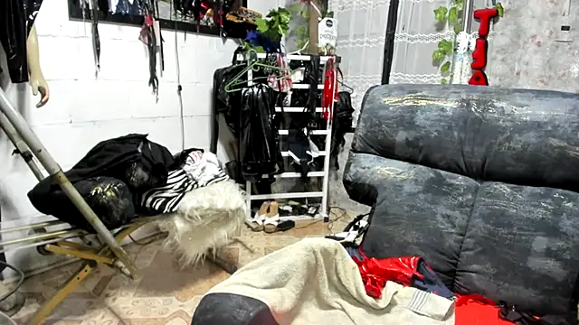 Erlinda-engel online show from 09/23/25, 12:30