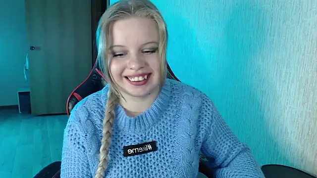 Snapshot of Angelic_Lika chatting on 02/22/25, 05:46 Angelic Lika online show from 02/22/25, 05:46