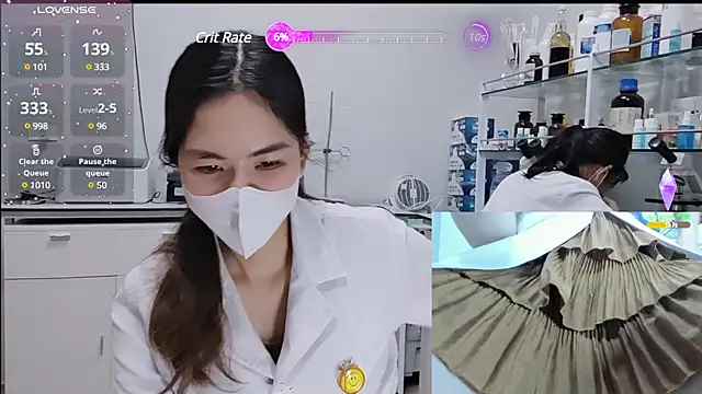 Snapshot of Kathylove_2023 chatting on 01/17/25, 08:34 Kathylove 2023 online show from 01/17/25, 08:34