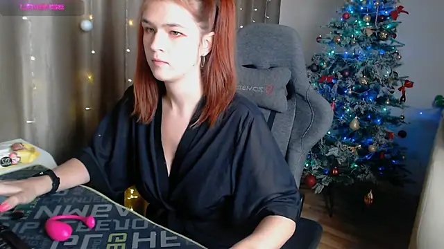 Snapshot of MargoFoxy chatting on 12/22/24, 08:16 MargoFoxy online show from 12/22/24, 08:16