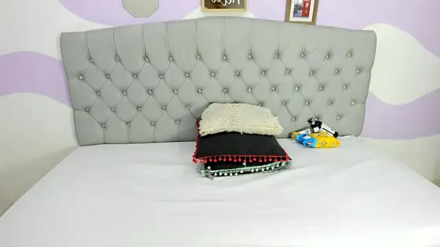 BRIYITHMENA online show from 09/22/25, 02:08