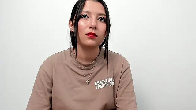 cami-01 online show from 11/14/25, 08:51