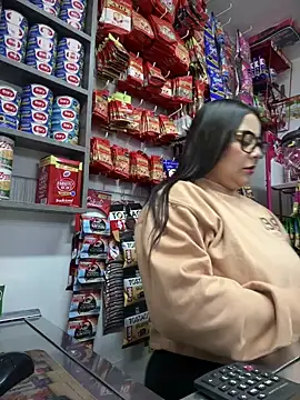 Snapshot of Sol_biglips chatting on 12/10/24, 01:22 Sol biglips online show from 12/10/24, 01:22