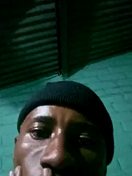 Snapshot of HandsomeBuoyy21 chatting on 01/10/26, 11:31 HandsomeBuoyy21 online show from 01/10/26, 11:31