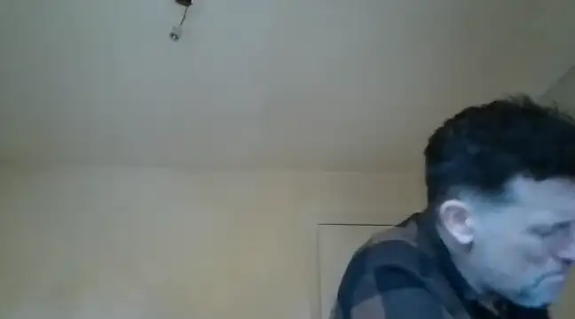 Snapshot of oopsxx chatting on 01/29/25, 03:58 oopsxx online show from 01/29/25, 03:58