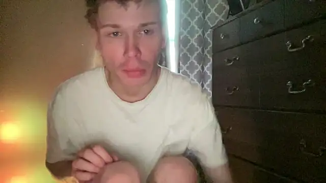 Snapshot of Mikeswanston chatting on 03/03/26, 01:39 Mikeswanston online show from 03/03/26, 01:39