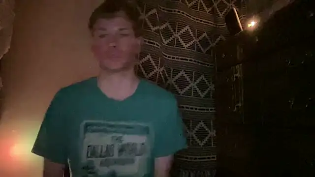 Snapshot of Mikeswanston chatting on 03/04/26, 01:06 Mikeswanston online show from 03/04/26, 01:06