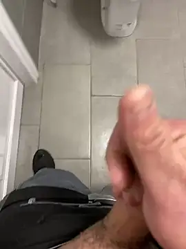 Snapshot of _themask_ chatting on 12/09/24, 03:33 themask online show from 12/09/24, 03:33