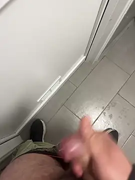 Snapshot of _themask_ chatting on 01/27/25, 07:03 themask online show from 01/27/25, 07:03