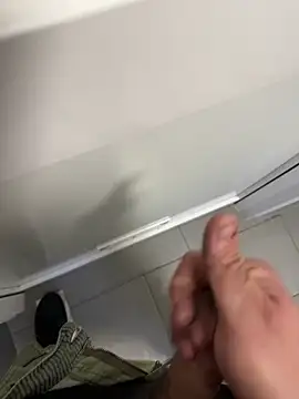 Snapshot of _themask_ chatting on 01/30/25, 03:51 themask online show from 01/30/25, 03:51