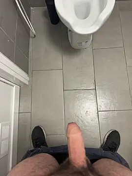 Snapshot of _themask_ chatting on 02/06/25, 09:06 themask online show from 02/06/25, 09:06