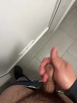 Snapshot of _themask_ chatting on 03/13/25, 07:17 themask online show from 03/13/25, 07:17