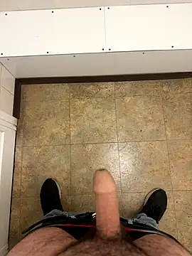 Snapshot of _themask_ chatting on 09/29/25, 02:22 themask online show from 09/29/25, 02:22