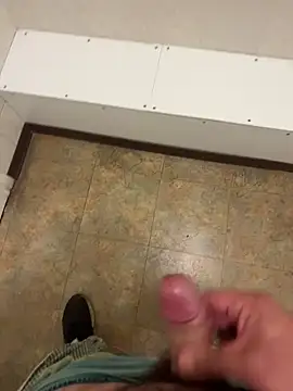 Snapshot of _themask_ chatting on 10/07/25, 02:58 themask online show from 10/07/25, 02:58