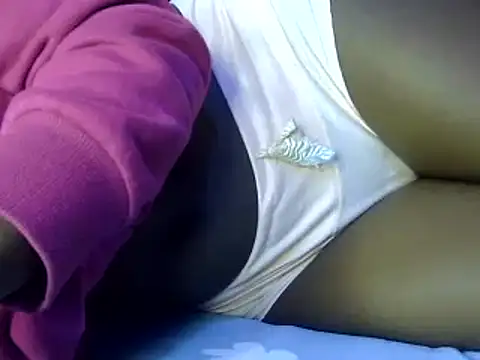 Pretty mellony21 online show from 12/25/24, 12:16