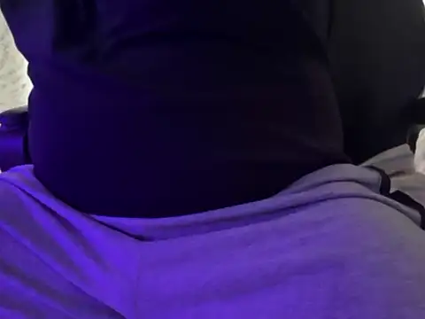 Snapshot of DalvinKros chatting on 03/21/26, 09:25 DalvinKros online show from 03/21/26, 09:25