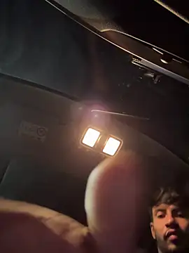 Snapshot of tom_thick chatting on 02/05/26, 07:35 tom thick online show from 02/05/26, 07:35