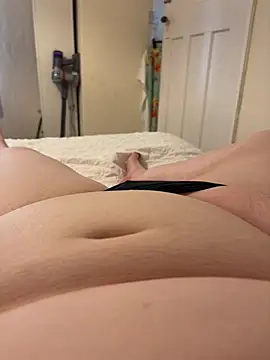 curvygirll2 online show from 06/11/26, 04:49