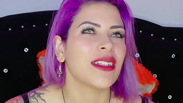 Natalia Montoya online show from 05/11/26, 09:34