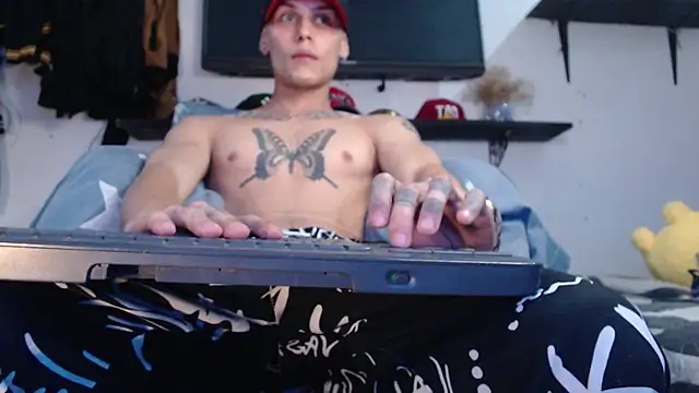 Snapshot of bix_couples chatting on 03/02/26, 12:13 bix couples online show from 03/02/26, 12:13