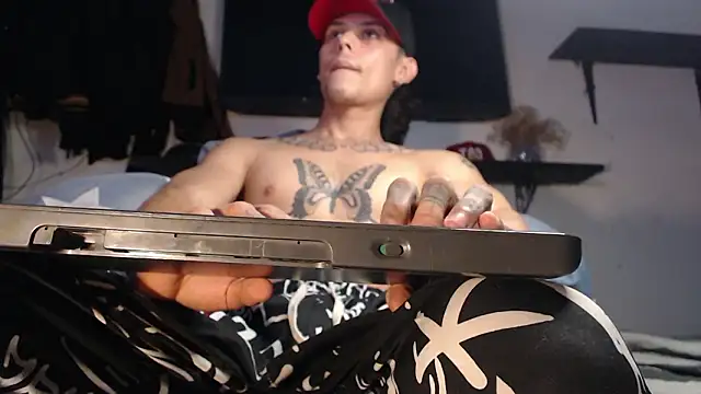 Snapshot of bix_couples chatting on 03/08/26, 12:52 bix couples online show from 03/08/26, 12:52