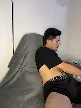 Snapshot of robin_model chatting on 03/18/25, 10:26 robin model online show from 03/18/25, 10:26