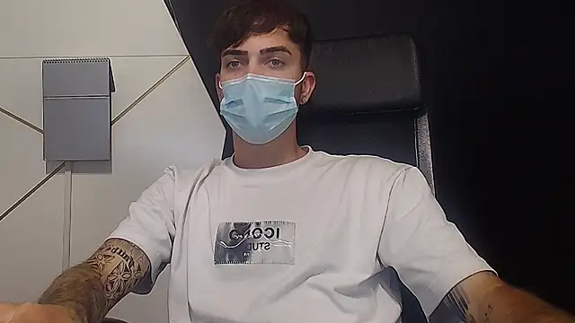 Snapshot of BrandonTate chatting on 06/12/26, 07:51 BrandonTate online show from 06/12/26, 07:51
